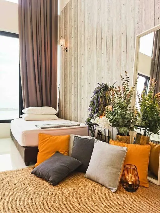 New Launch Sunrise Gurney Seaview'63 无敌日出海景63 Apartment George Town
